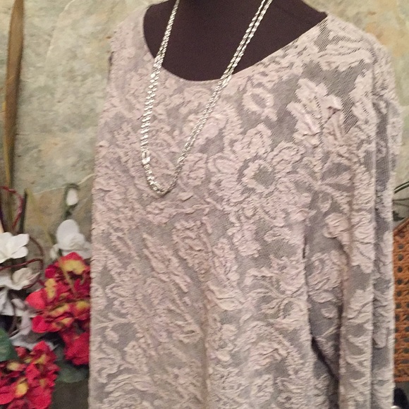 Cityknits Shirt top blouse tunic. - Picture 7 of 8